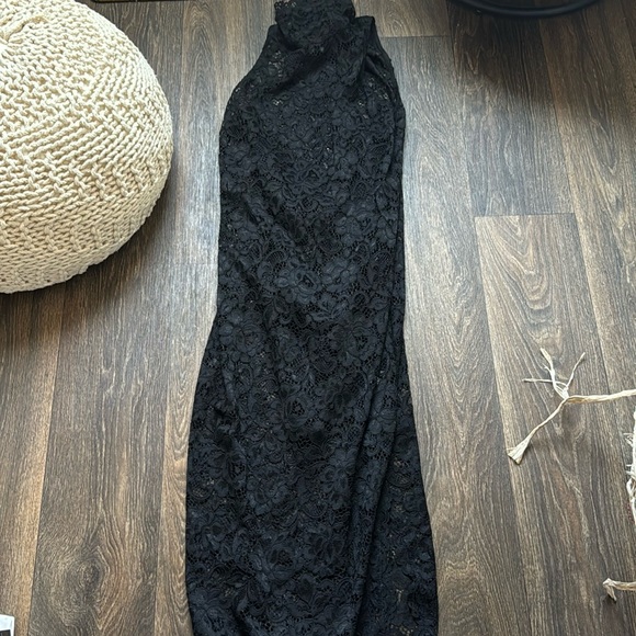 REVOLVE DUNDAS x REVOLVE Debbie Midi Dress is available for purchase on au  PAY Market - Imported Goods Online Store Co.Ltd. | au PAY Market - Online  Shopping Site